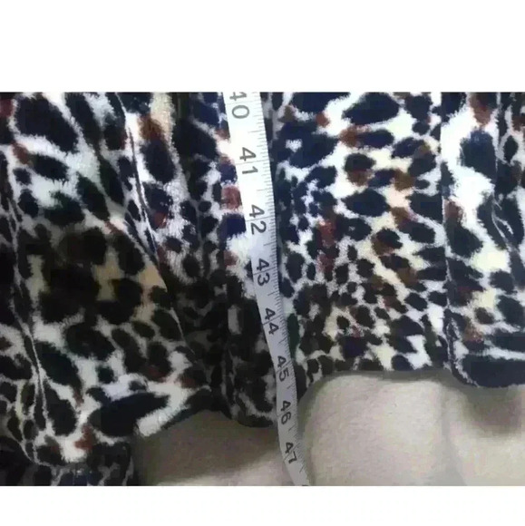 Covington Women's Cheetah Print Robe Size M - Picture 5 of 6